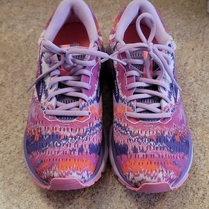 Brooks Ghost 13 Empower Her Limited Edition